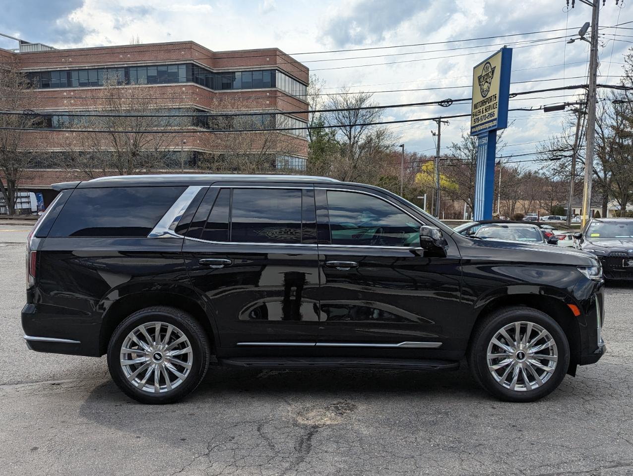 Cadillac Escalade 2WD 4dr Premium Luxury 2022