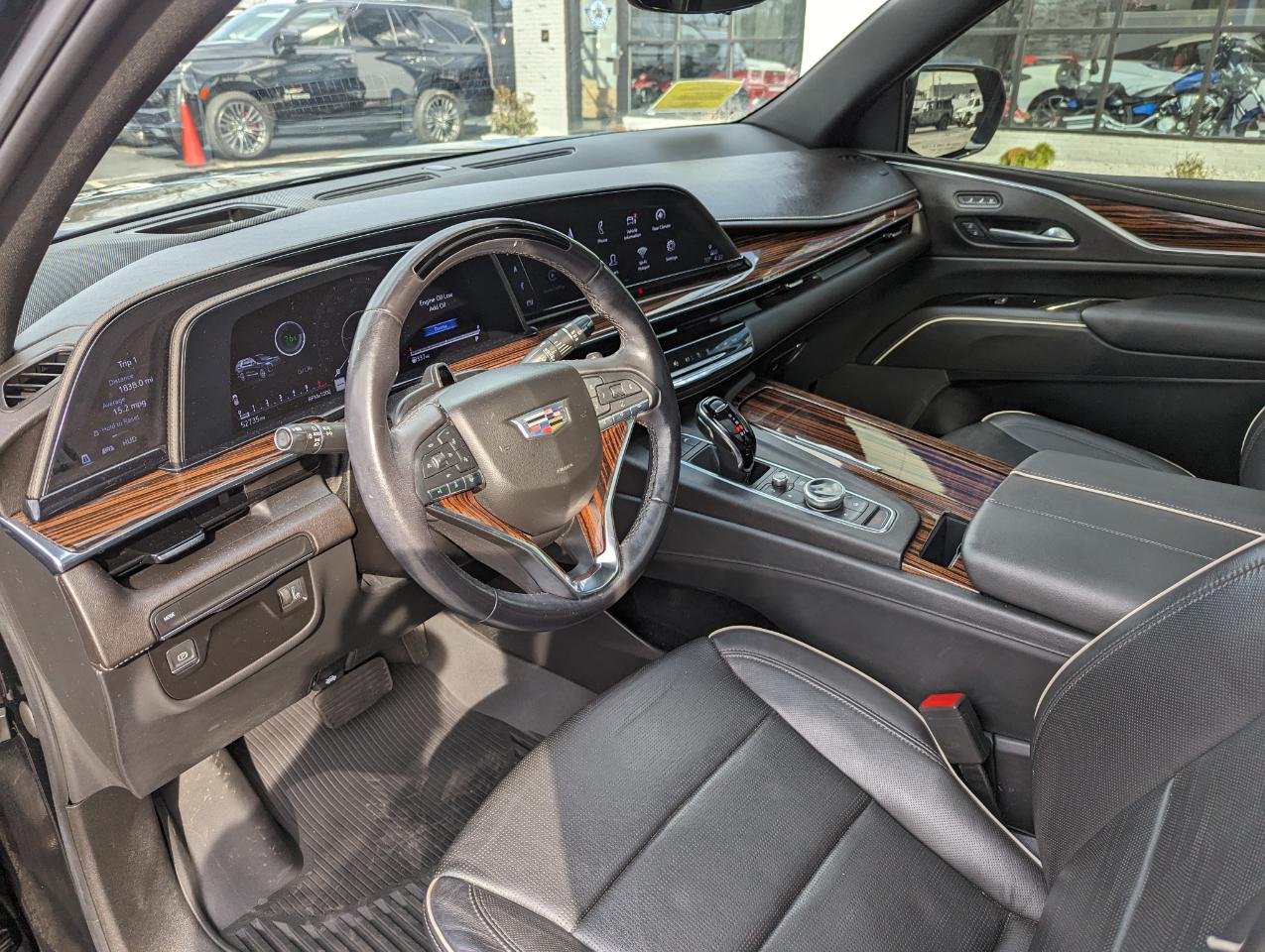 Cadillac Escalade 2WD 4dr Premium Luxury 2022