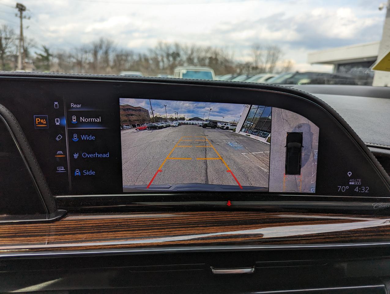 Cadillac Escalade 2WD 4dr Premium Luxury 2022