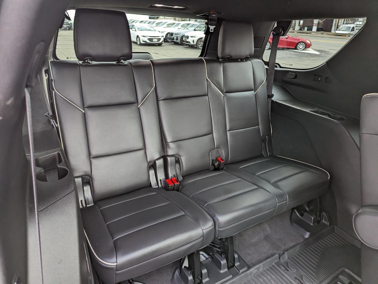Cadillac Escalade 2WD 4dr Premium Luxury 2022