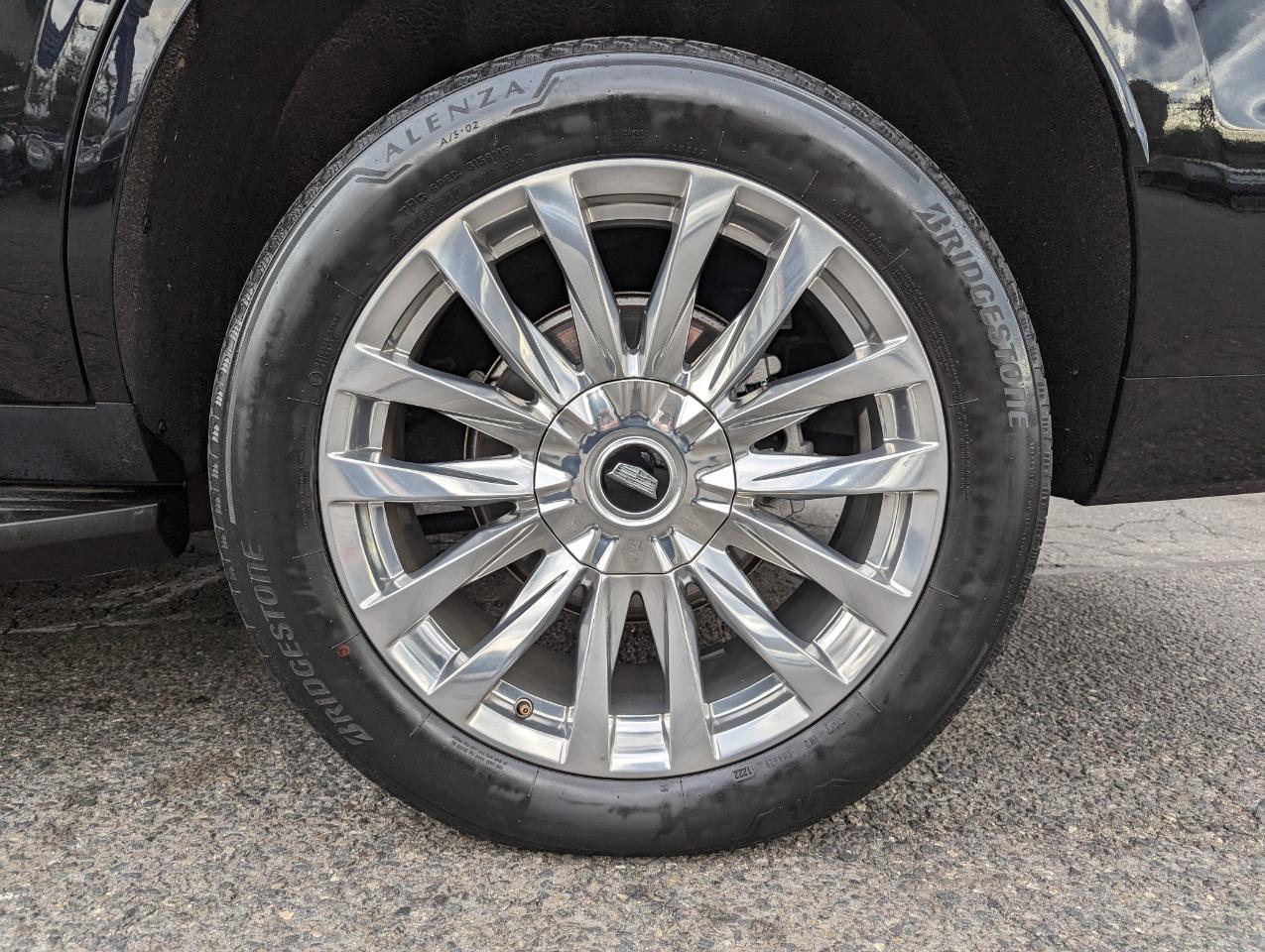 Cadillac Escalade 2WD 4dr Premium Luxury 2022