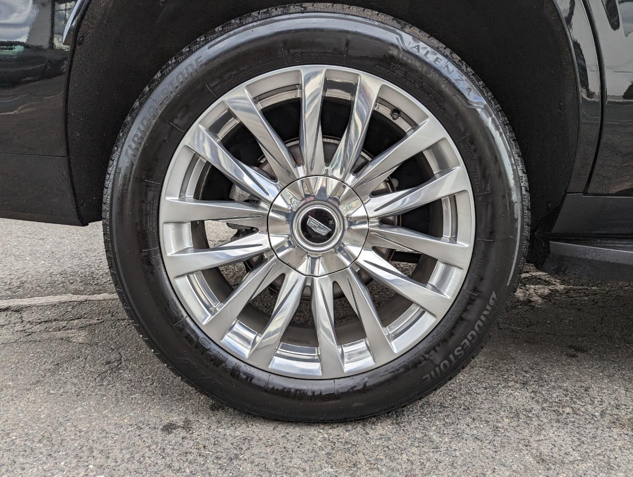 Cadillac Escalade 2WD 4dr Premium Luxury 2022
