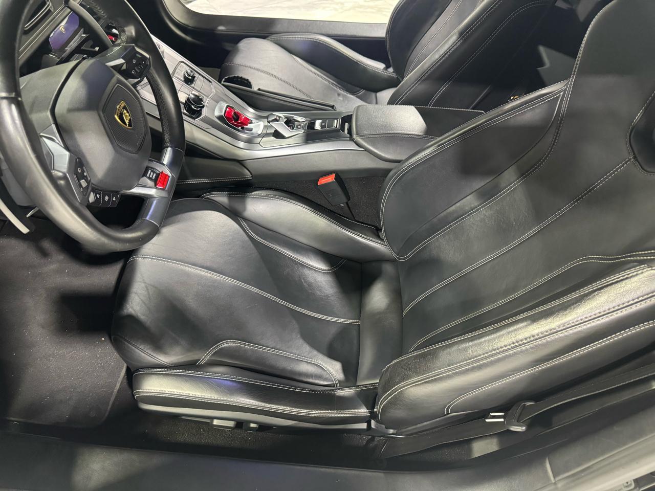 Lamborghini Huracan 2dr Cpe LP 580-2 RWD 2016