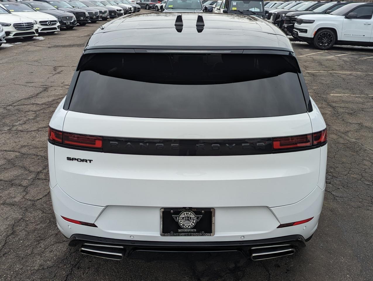 Land Rover Range Rover Sport P400 Dynamic SE 2024