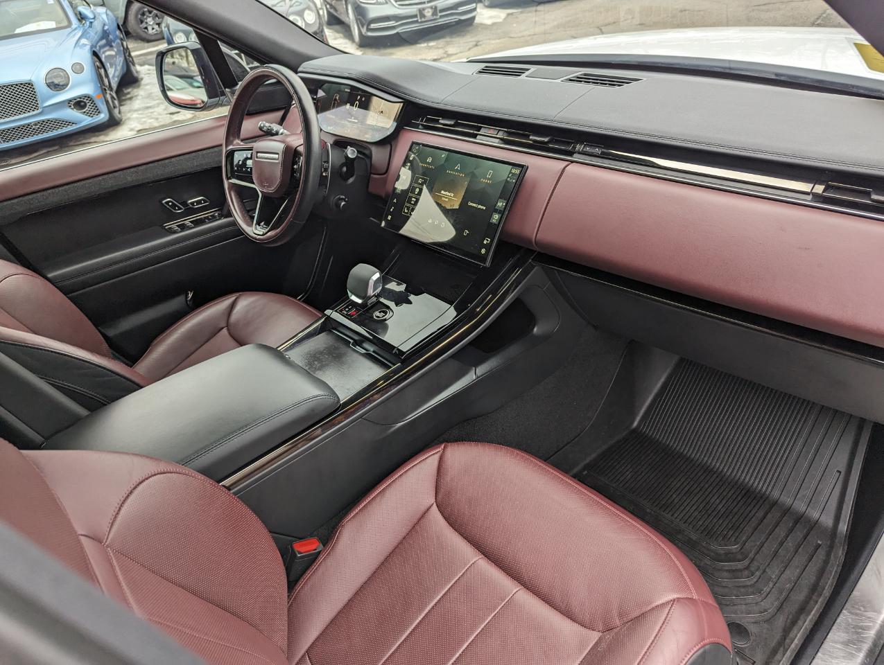 Land Rover Range Rover Sport P400 Dynamic SE 2024