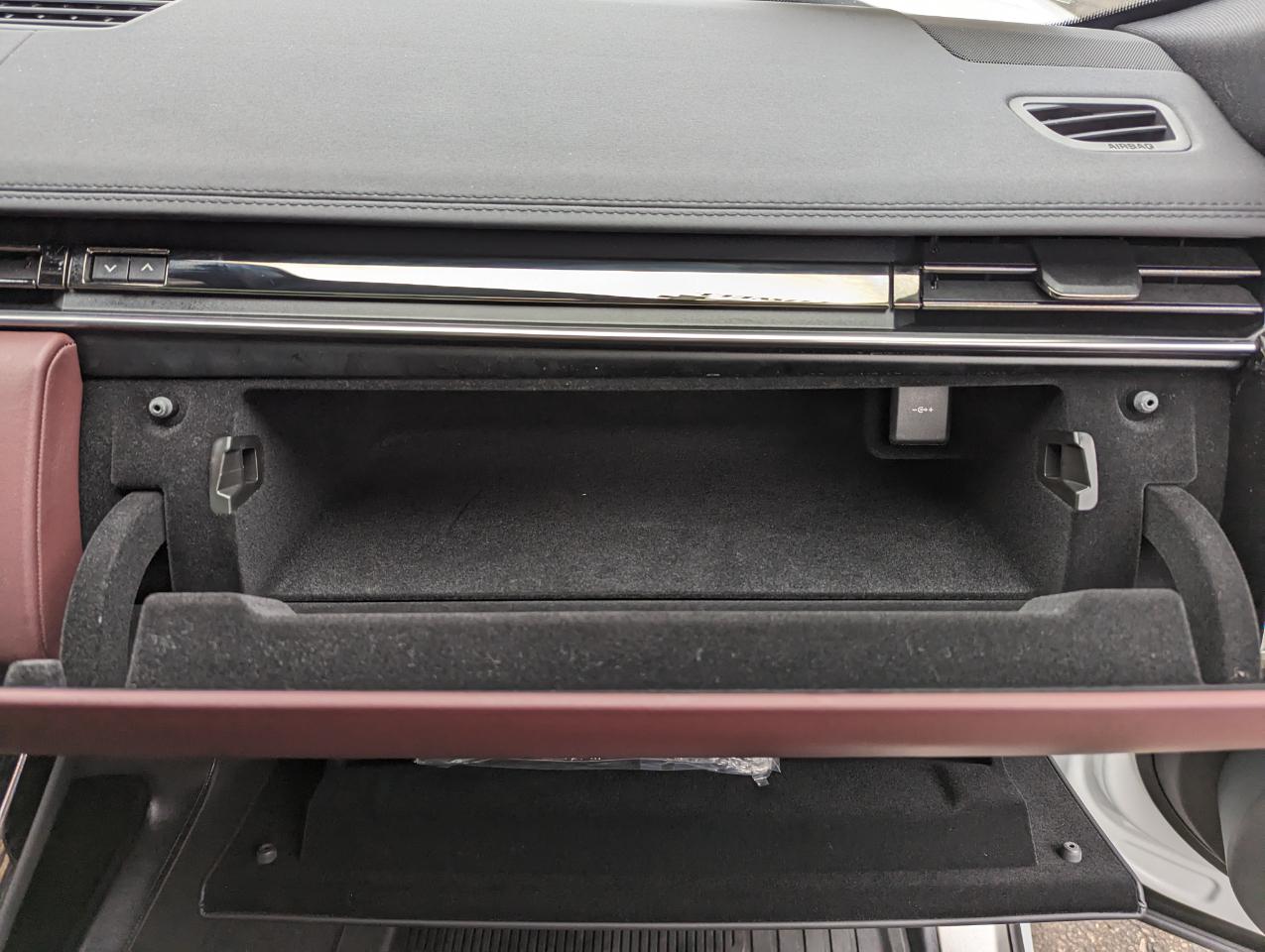 Land Rover Range Rover Sport P400 Dynamic SE 2024