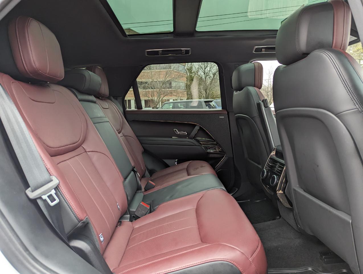 Land Rover Range Rover Sport P400 Dynamic SE 2024