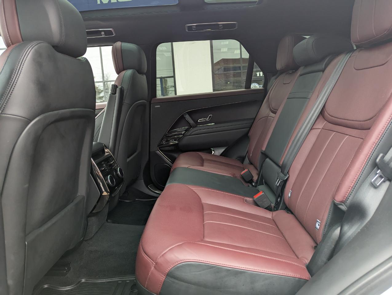 Land Rover Range Rover Sport P400 Dynamic SE 2024