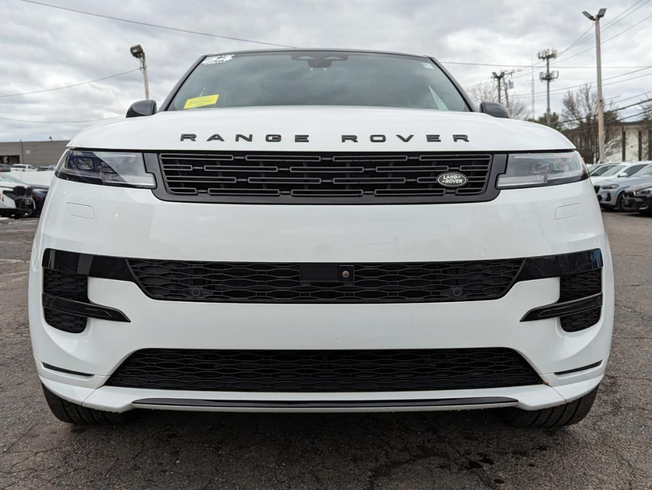 Land Rover Range Rover Sport P400 Dynamic SE 2024