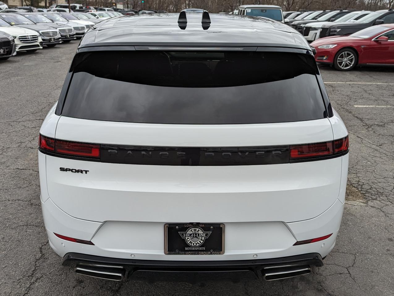 Land Rover Range Rover Sport P400 Dynamic SE 2024