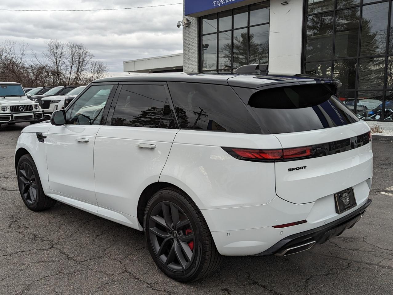 Land Rover Range Rover Sport P400 Dynamic SE 2024