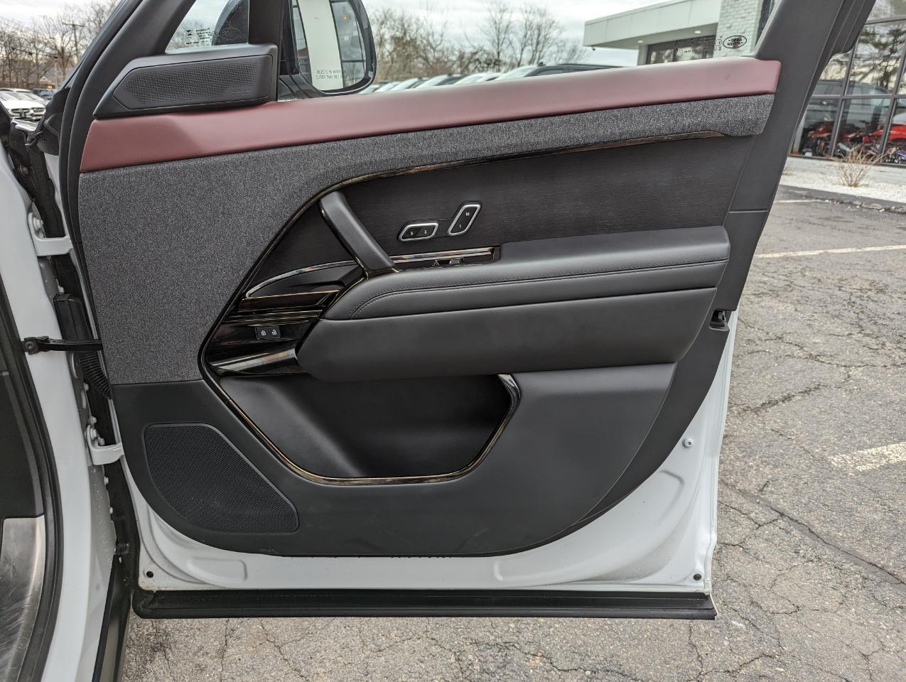 Land Rover Range Rover Sport P400 Dynamic SE 2024