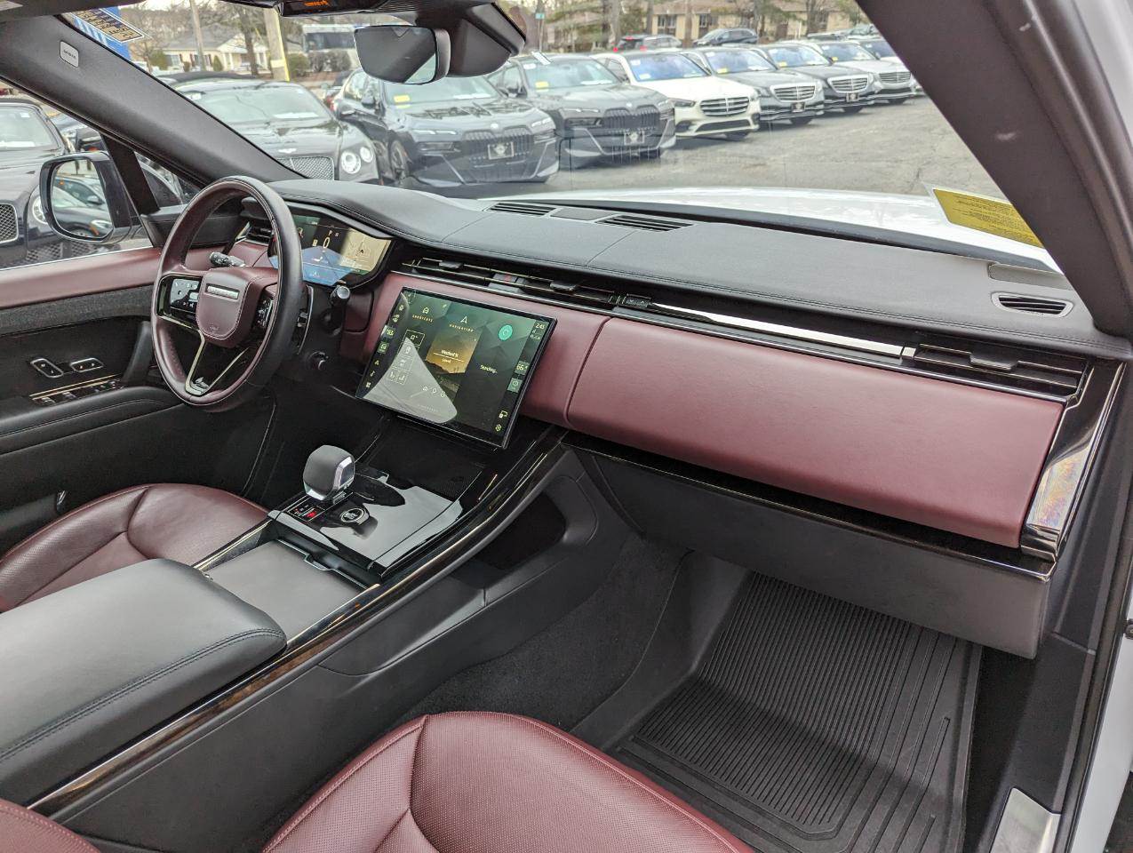 Land Rover Range Rover Sport P400 Dynamic SE 2024