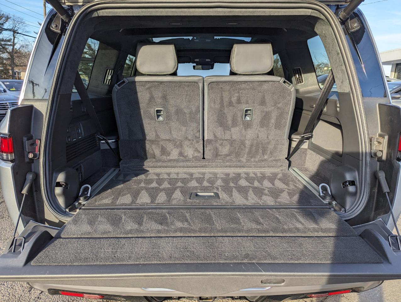 Rivian R1S Adventure Dual-Motor Max Pack 2025