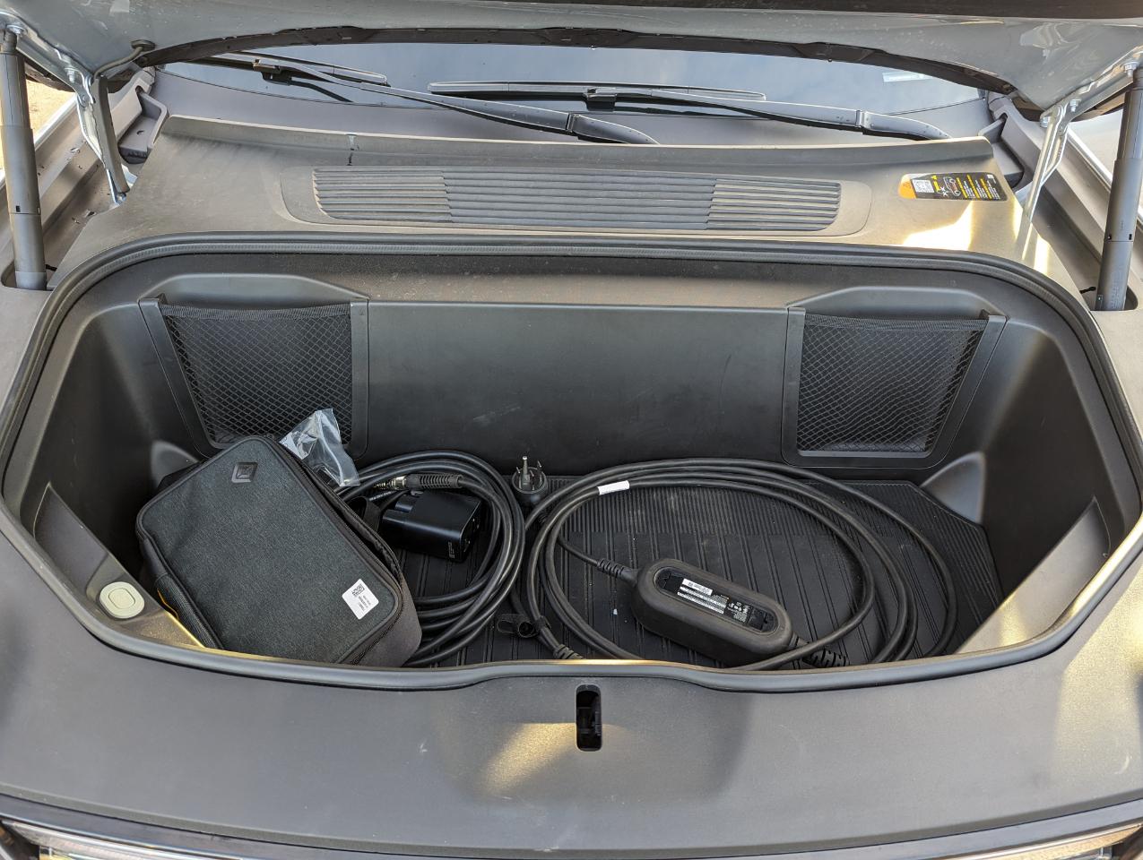 Rivian R1S Adventure Dual-Motor Max Pack 2025