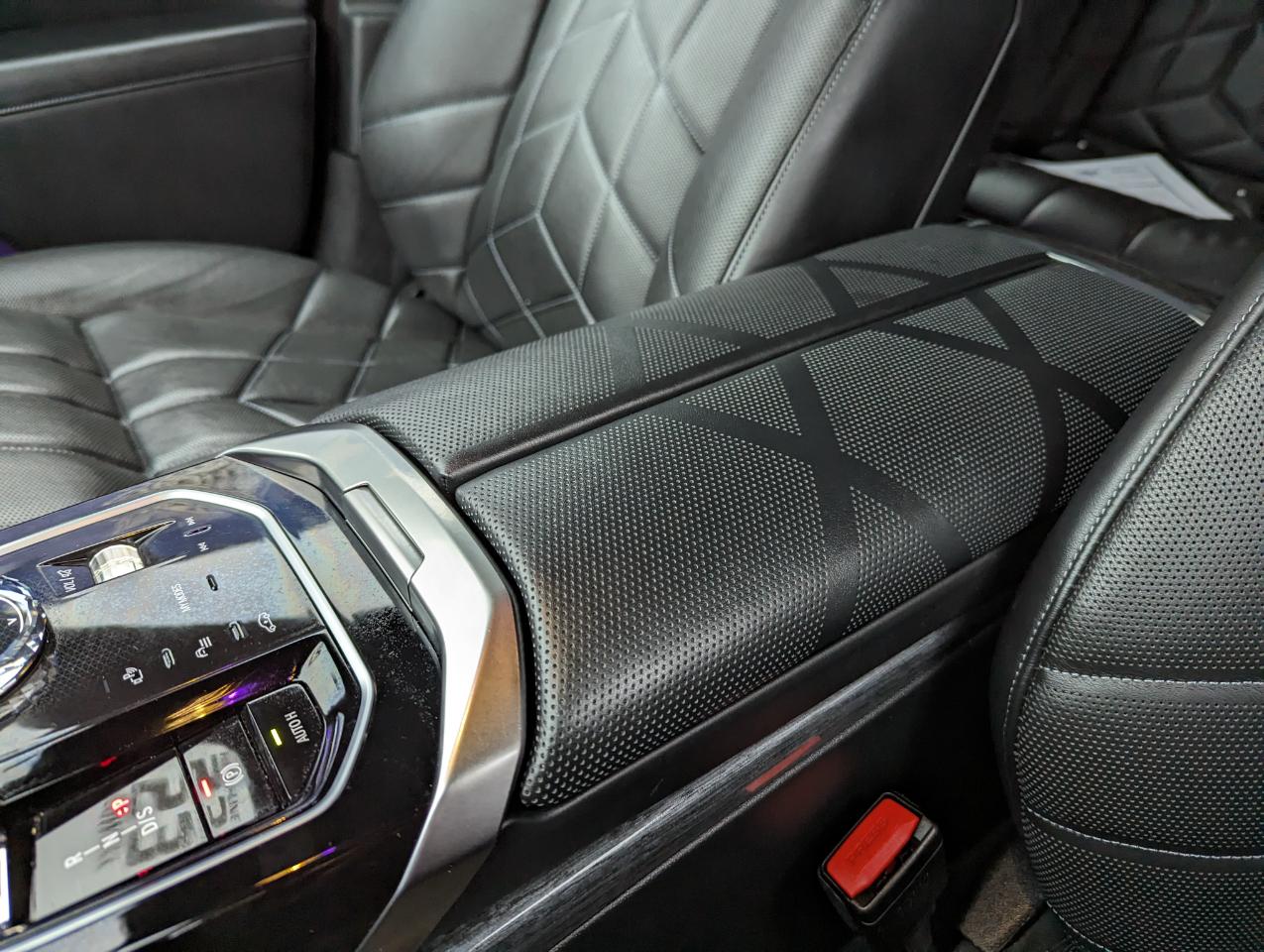 BMW 7 Series 760i xDrive Sedan 2023