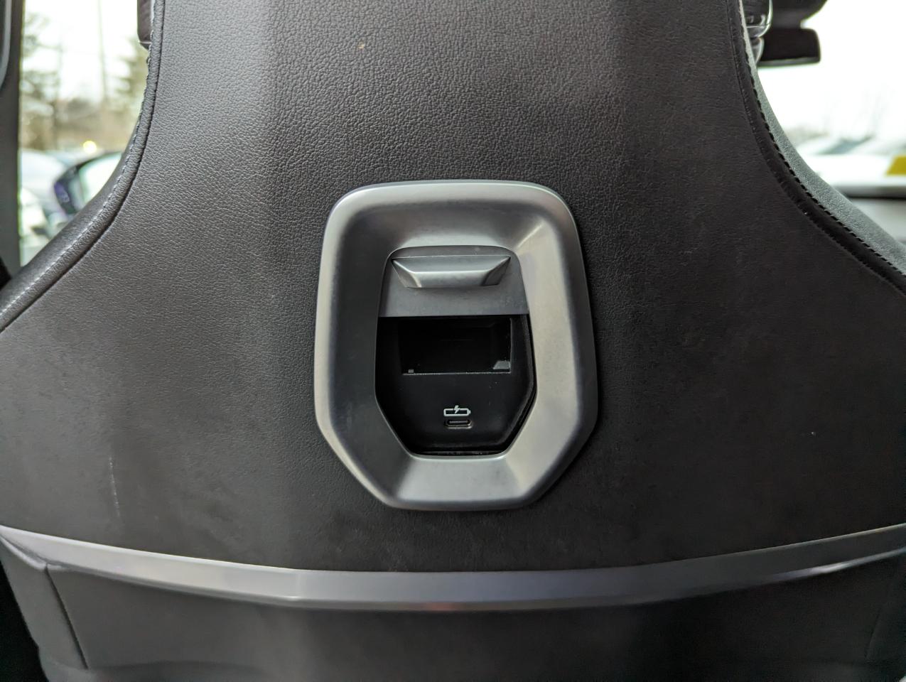 BMW 7 Series 760i xDrive Sedan 2023