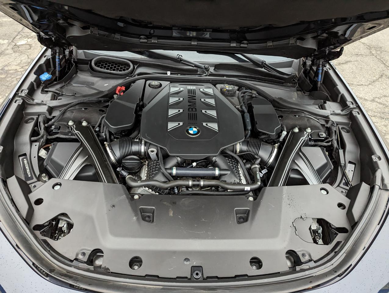 BMW 7 Series 760i xDrive Sedan 2023