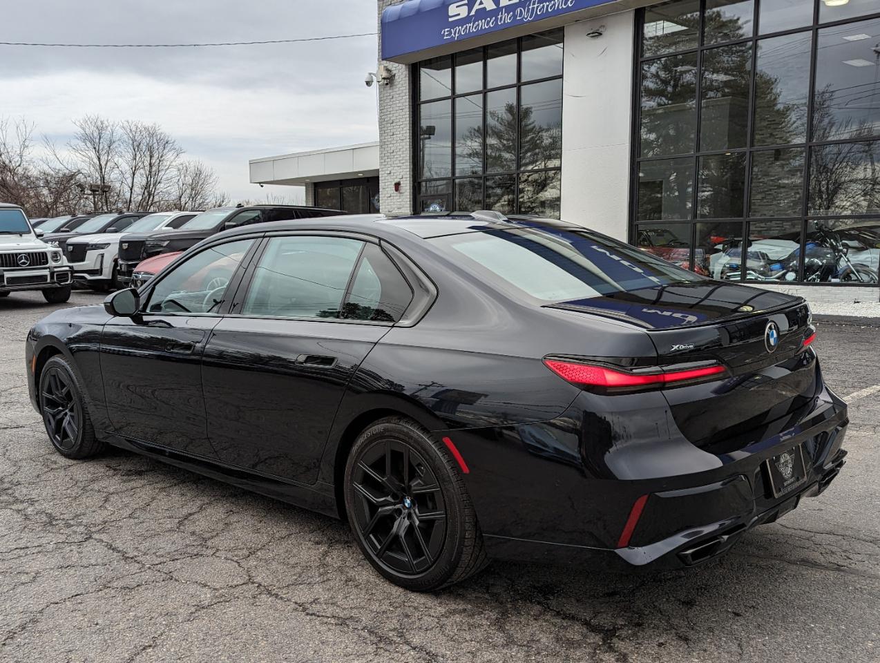 BMW 7 Series 760i xDrive Sedan 2023