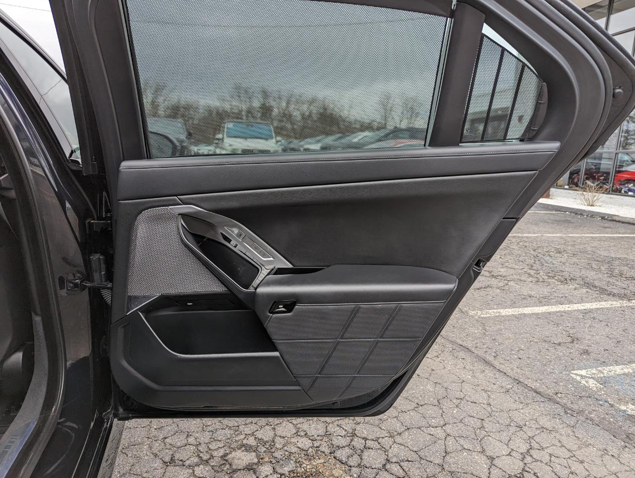 BMW 7 Series 760i xDrive Sedan 2023