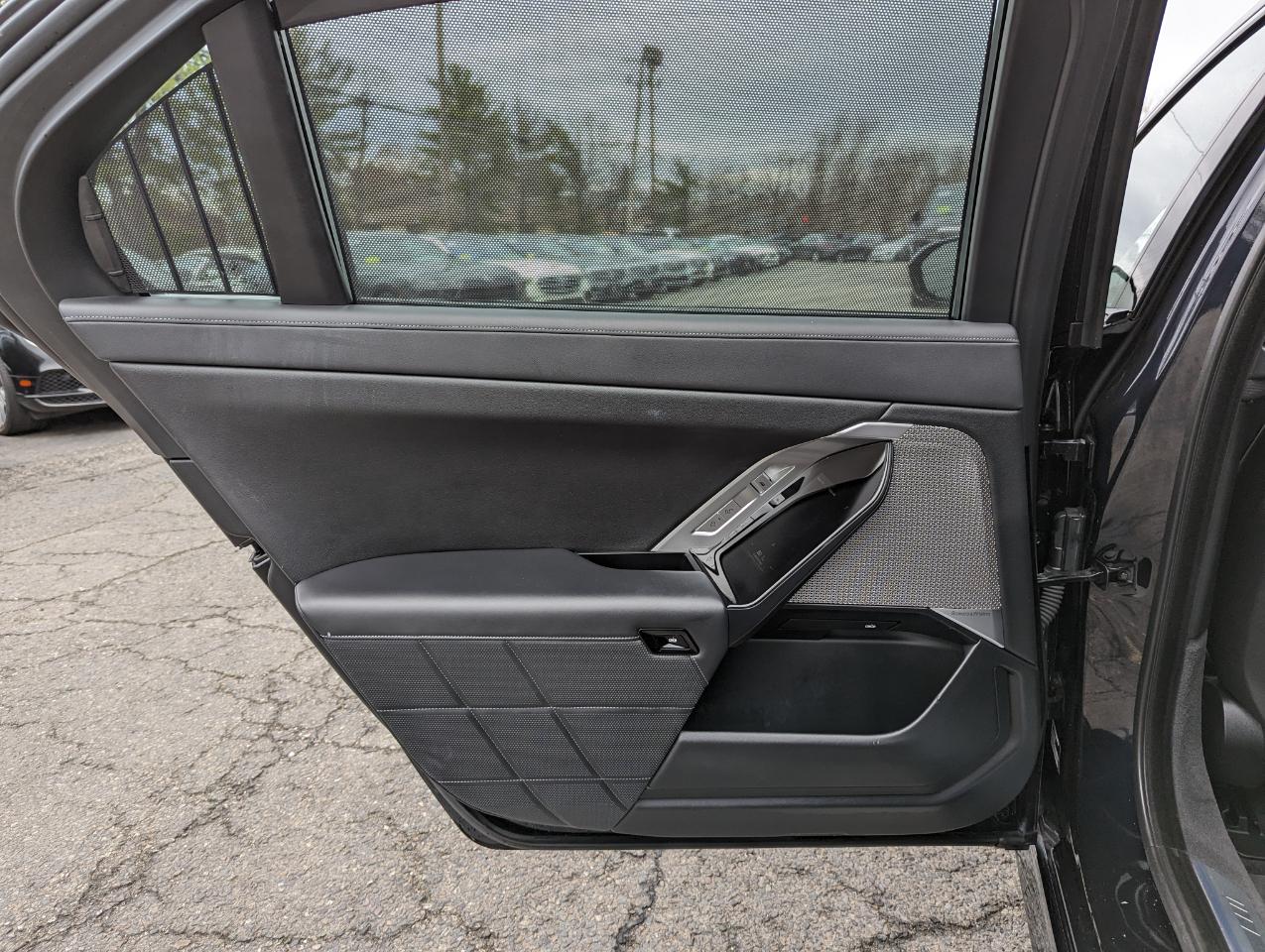 BMW 7 Series 760i xDrive Sedan 2023