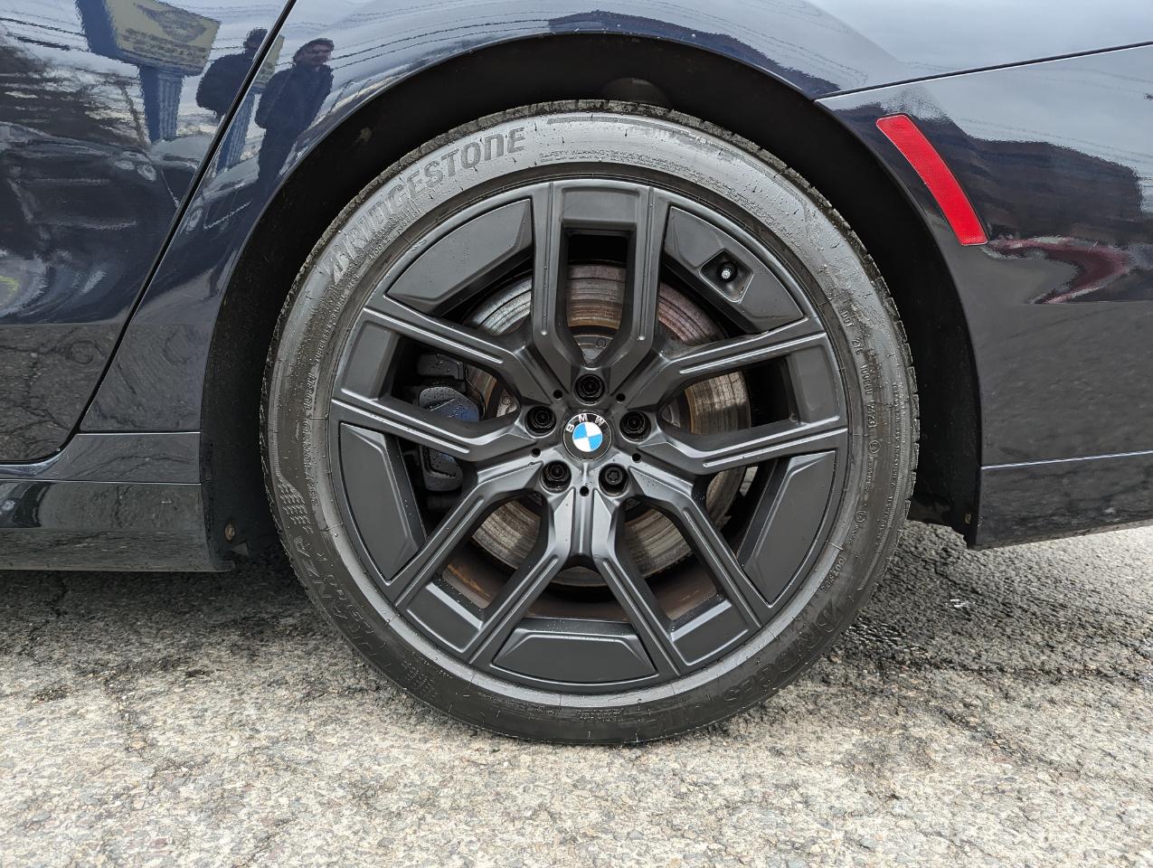 BMW 7 Series 760i xDrive Sedan 2023