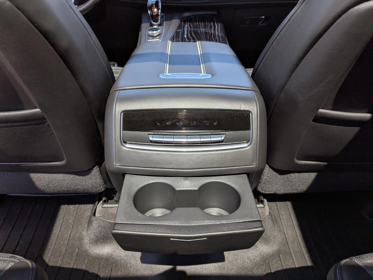 Cadillac Escalade  2023