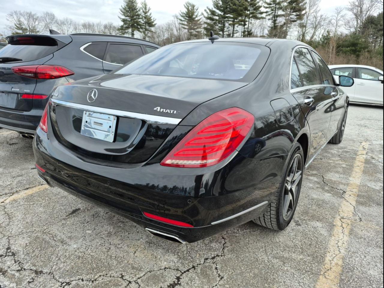 Mercedes-Benz S-Class 4dr Sdn S 550 4MATIC 2015