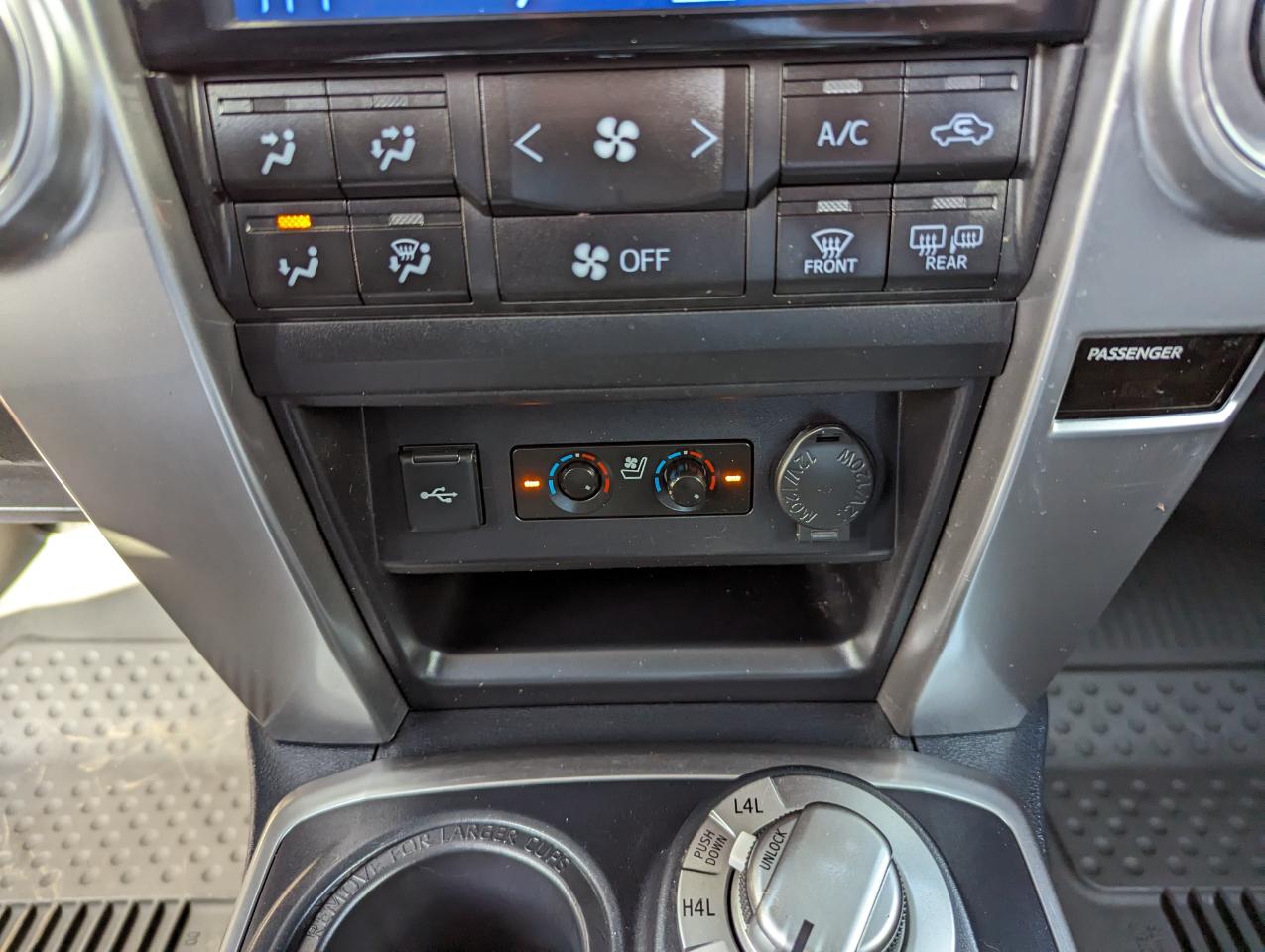 Toyota 4Runner Limited 4WD (Natl) 2022