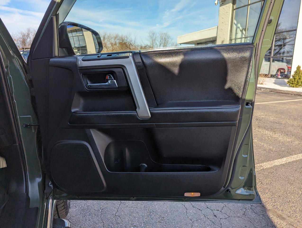 Toyota 4Runner Limited 4WD (Natl) 2022