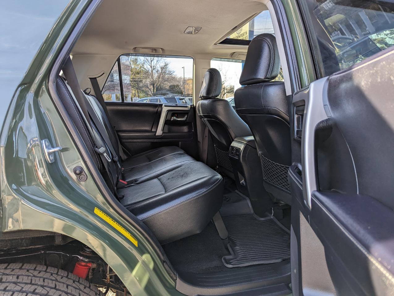 Toyota 4Runner Limited 4WD (Natl) 2022