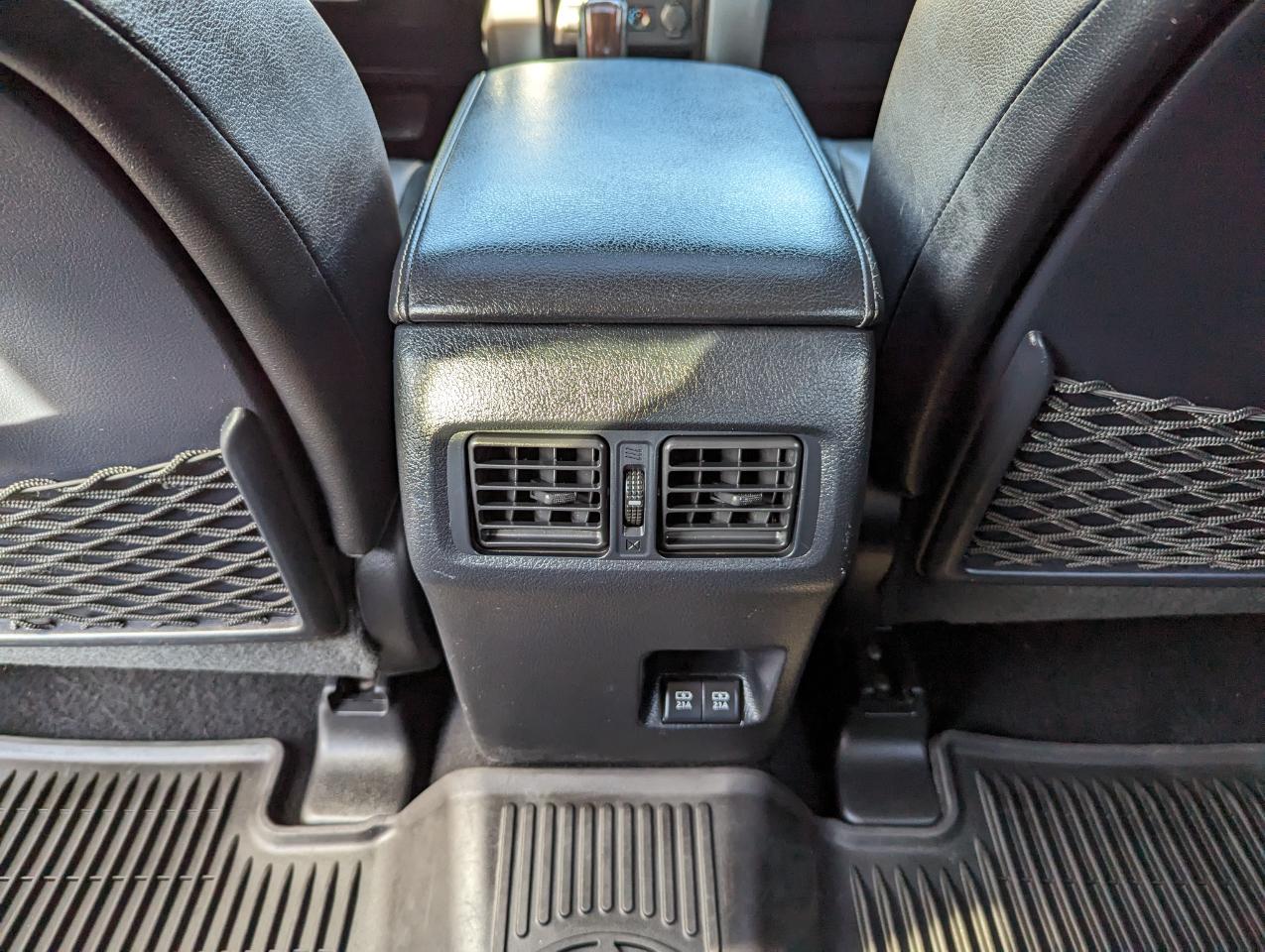 Toyota 4Runner Limited 4WD (Natl) 2022