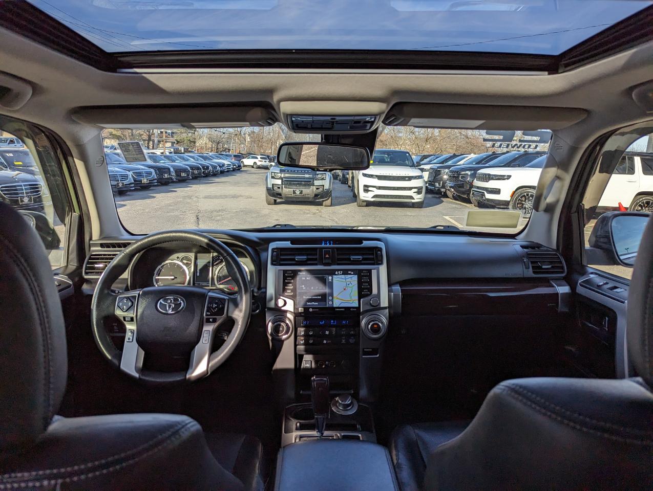 Toyota 4Runner Limited 4WD (Natl) 2022