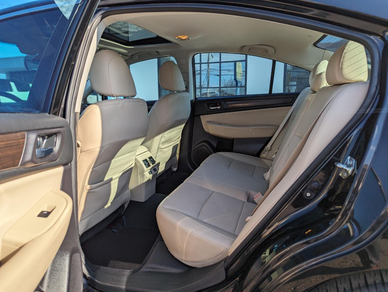 Subaru Legacy 2.5i Limited 2017