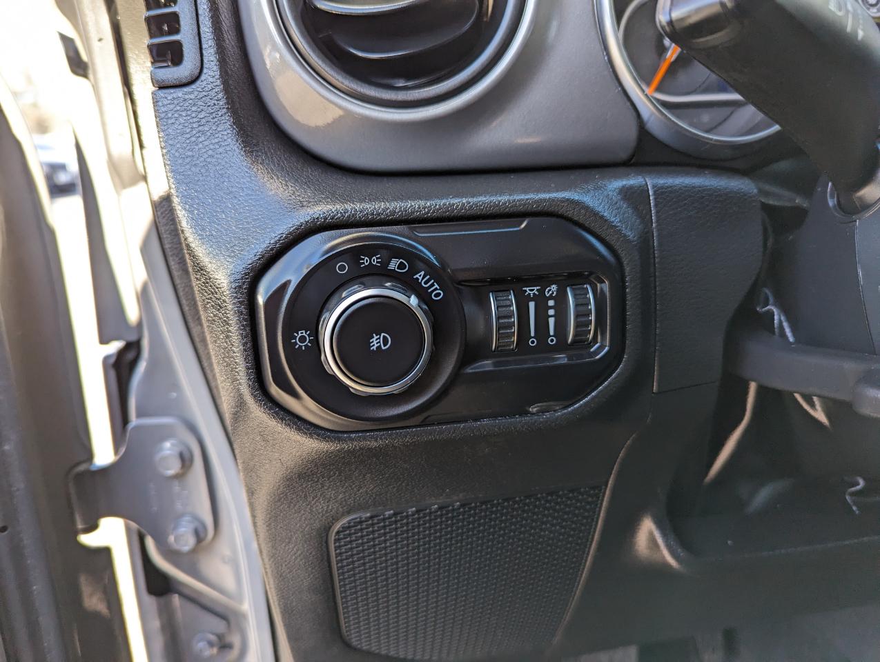 Jeep Wrangler Unlimited Willys 4x4 2022