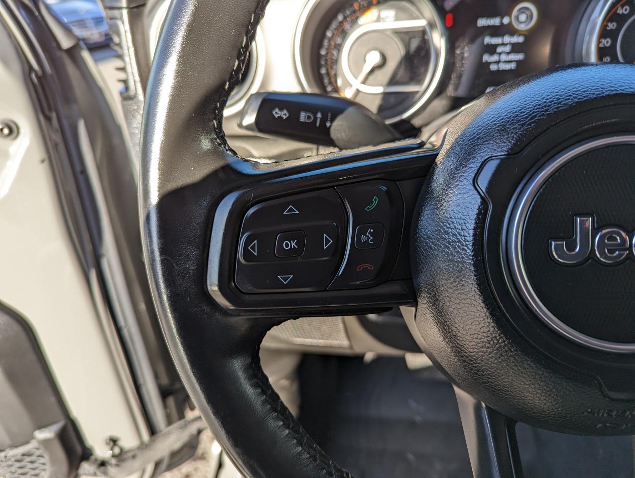 Jeep Wrangler Unlimited Willys 4x4 2022