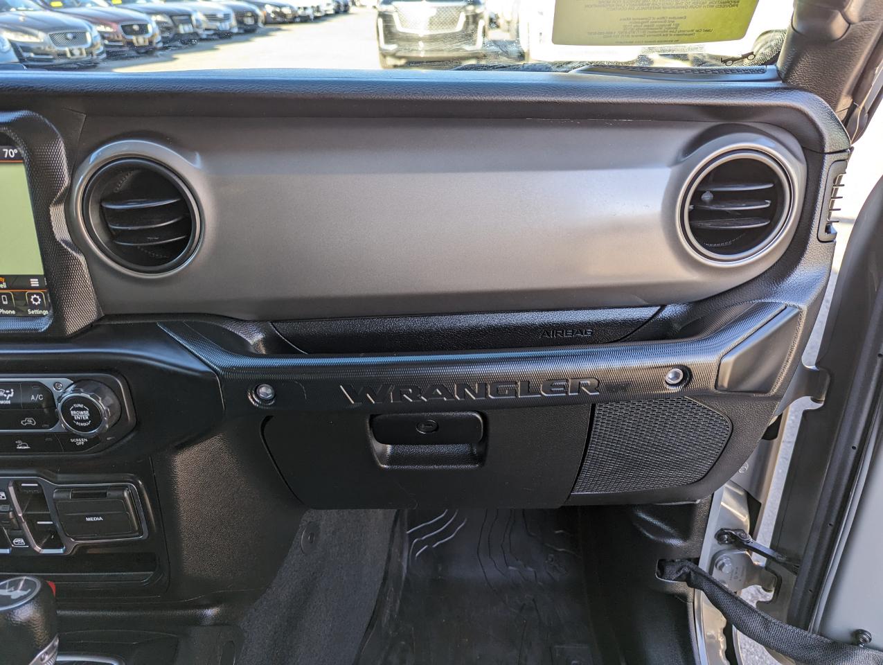 Jeep Wrangler Unlimited Willys 4x4 2022