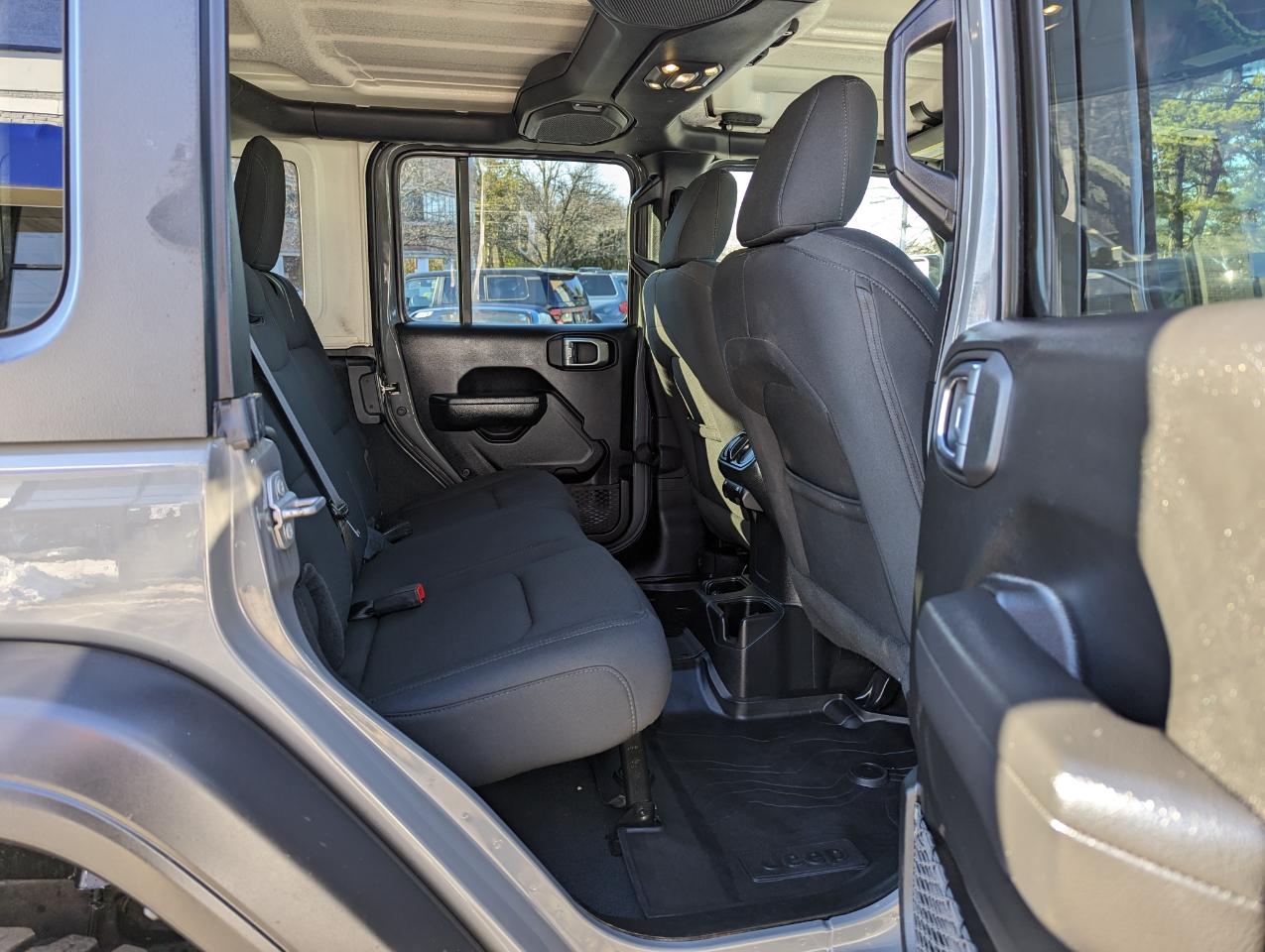 Jeep Wrangler Unlimited Willys 4x4 2022