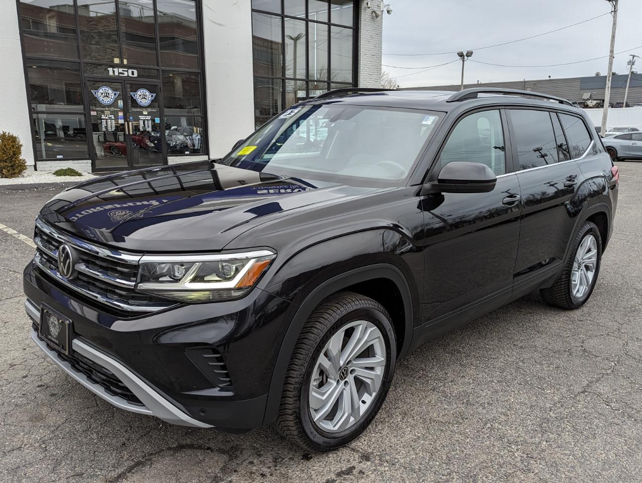 Volkswagen Atlas 3.6L V6 SE w/Technology 4MOTION 2023