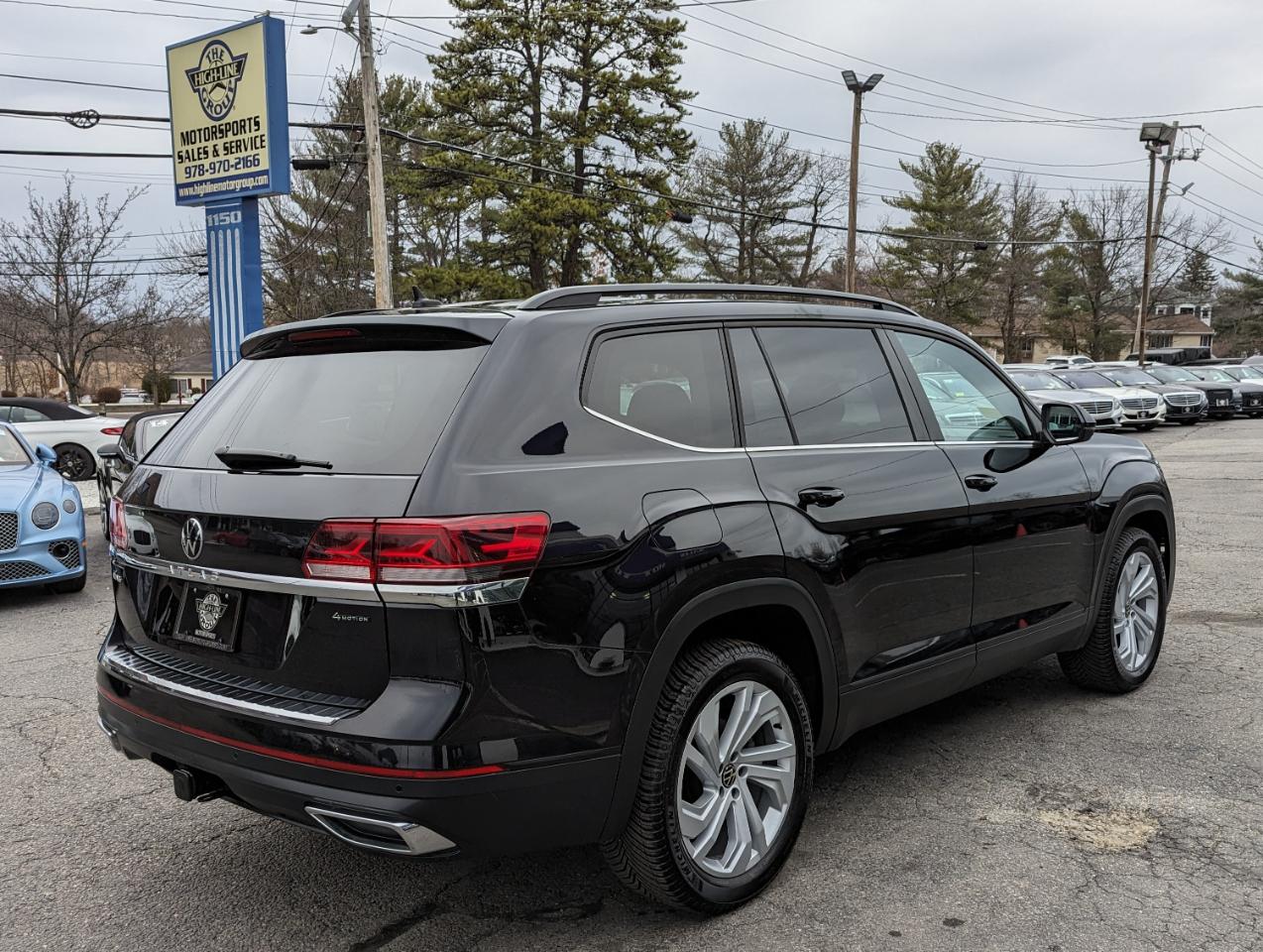 Volkswagen Atlas 3.6L V6 SE w/Technology 4MOTION 2023