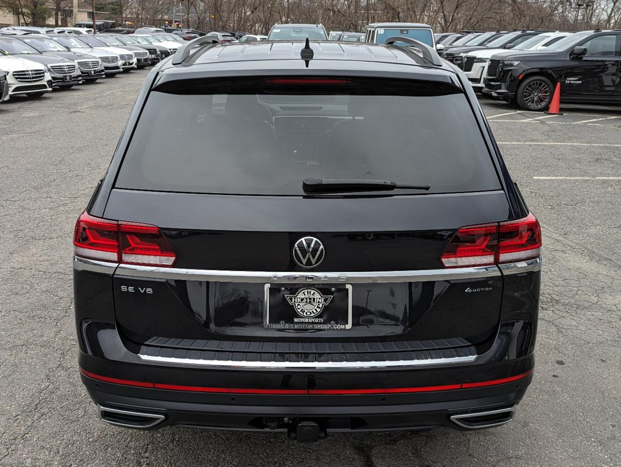Volkswagen Atlas 3.6L V6 SE w/Technology 4MOTION 2023