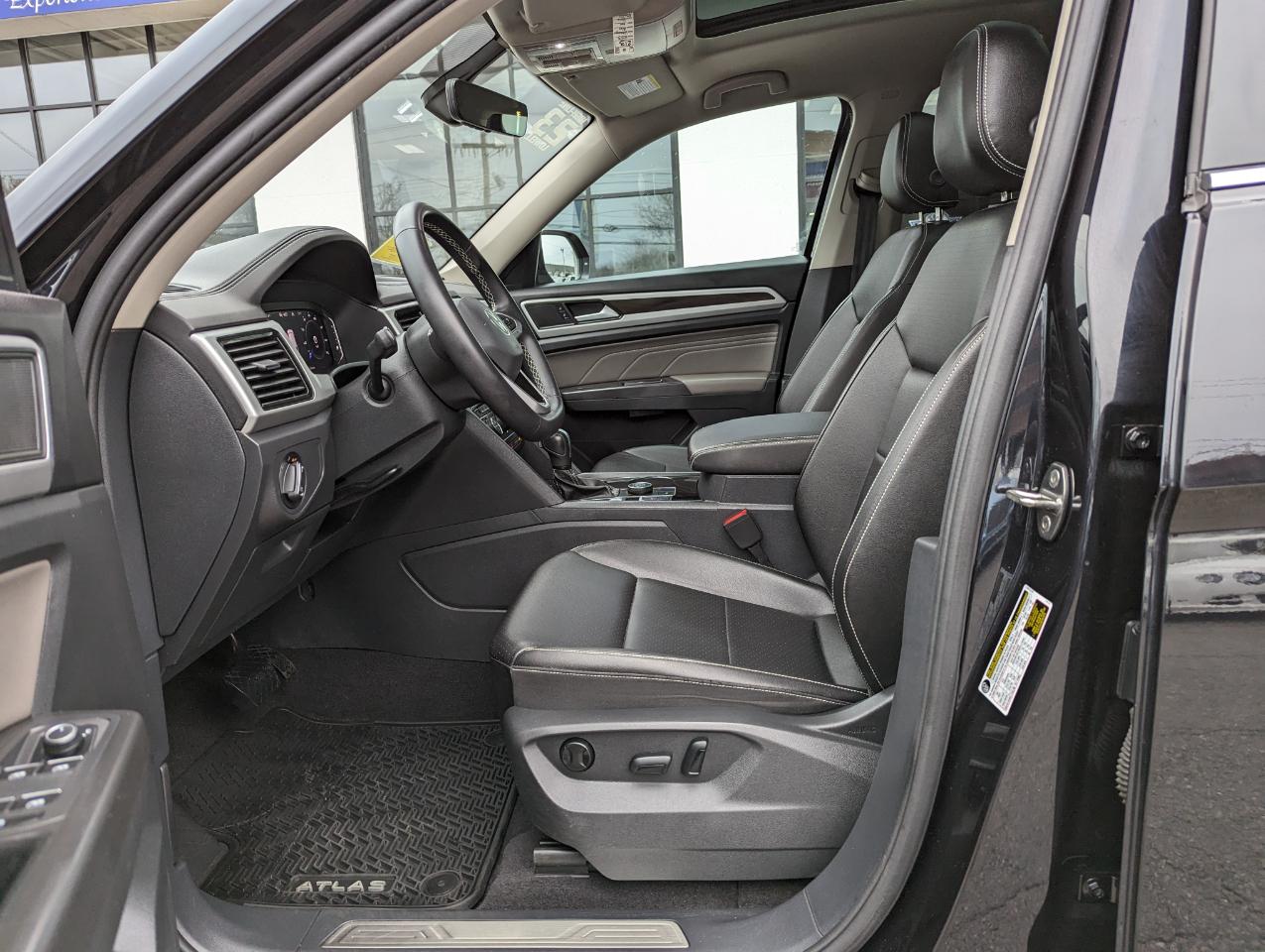 Volkswagen Atlas 3.6L V6 SE w/Technology 4MOTION 2023