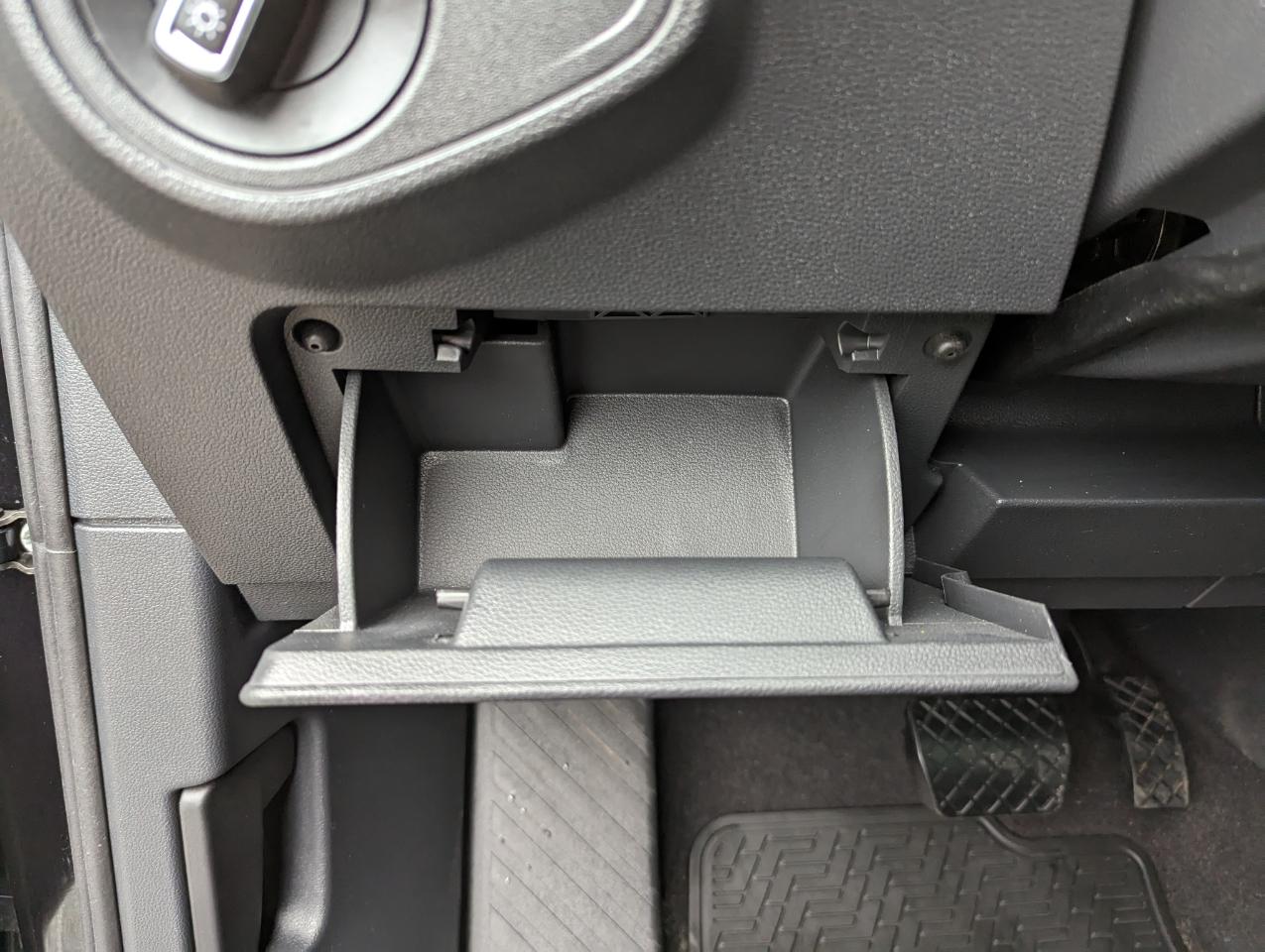 Volkswagen Atlas 3.6L V6 SE w/Technology 4MOTION 2023