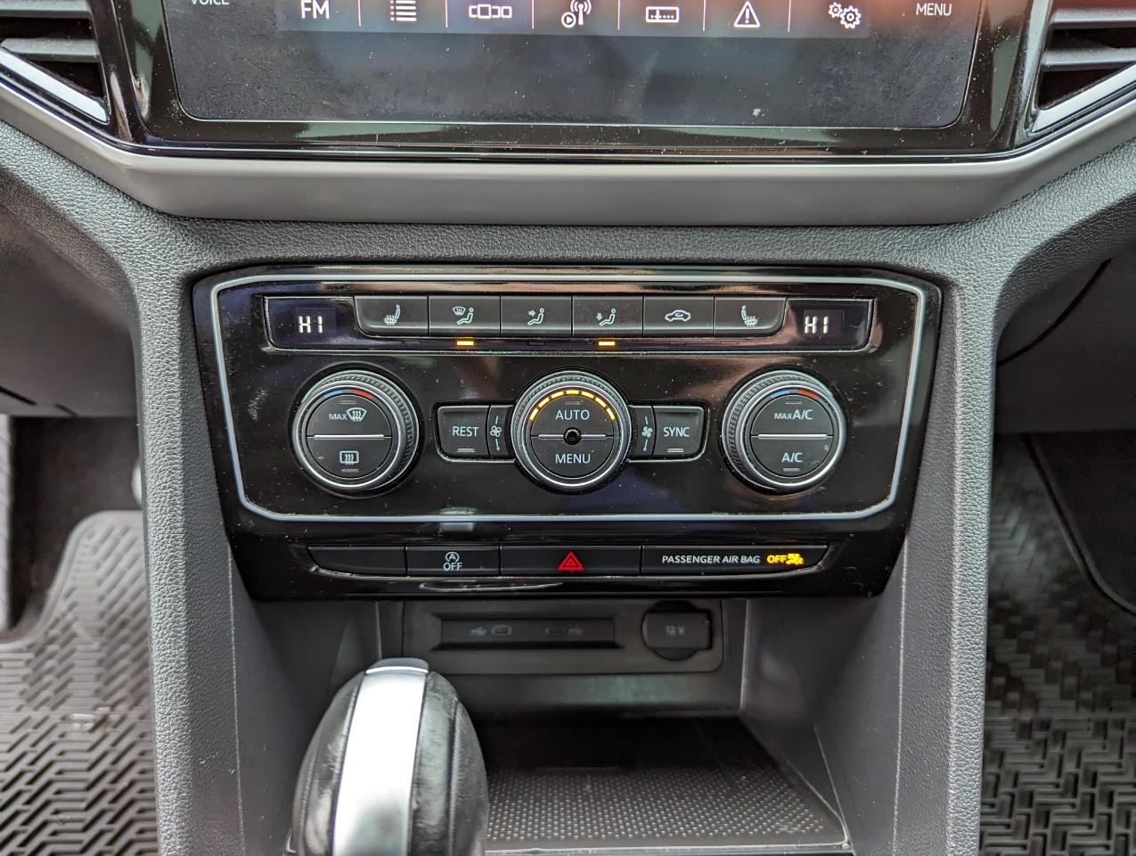 Volkswagen Atlas 3.6L V6 SE w/Technology 4MOTION 2023