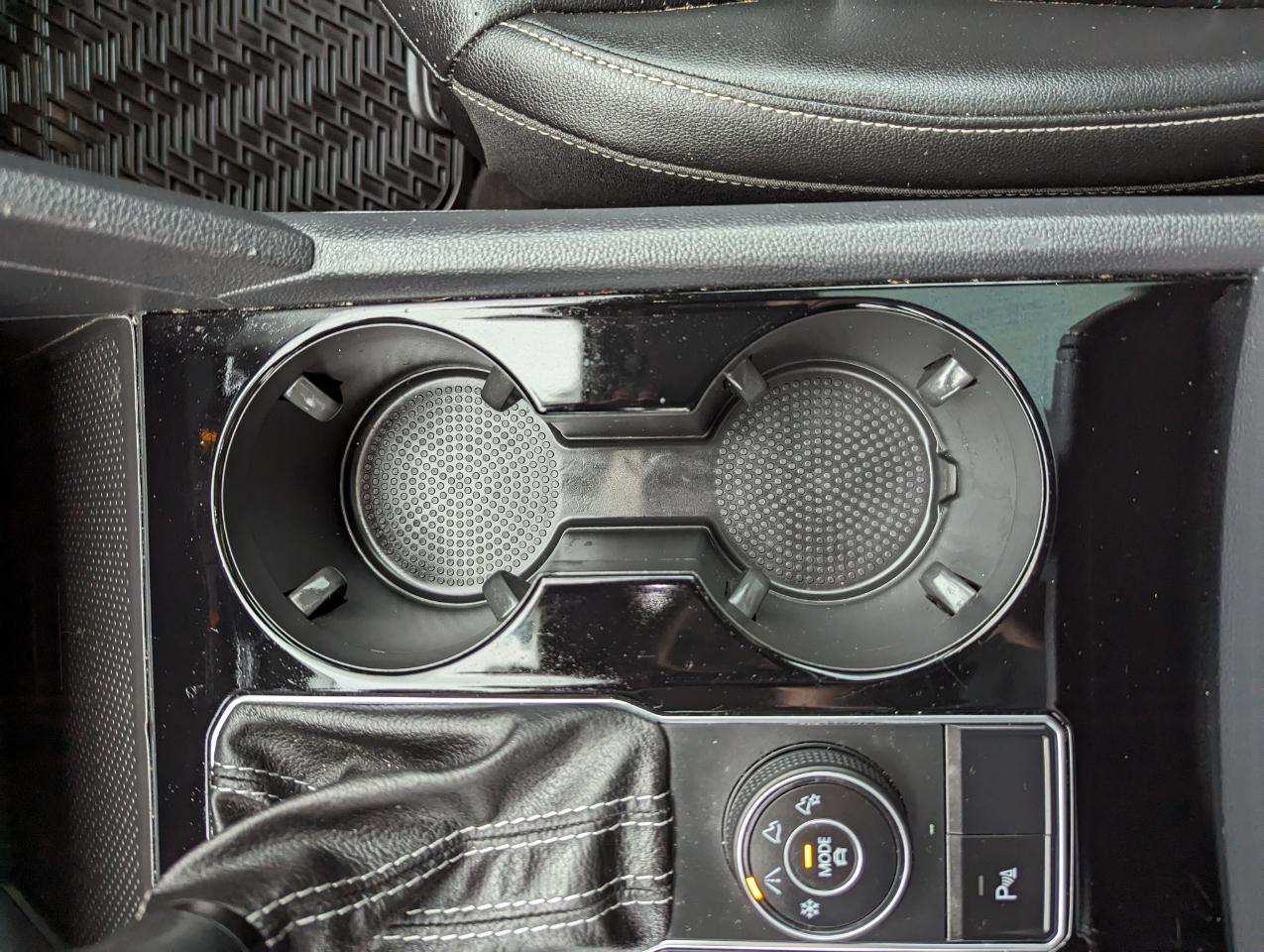 Volkswagen Atlas 3.6L V6 SE w/Technology 4MOTION 2023