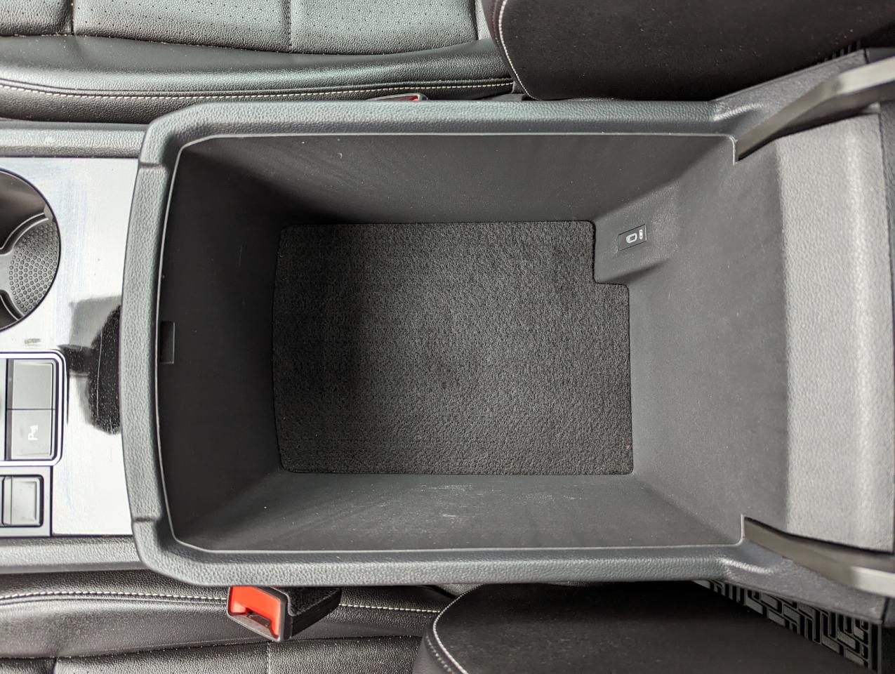 Volkswagen Atlas 3.6L V6 SE w/Technology 4MOTION 2023