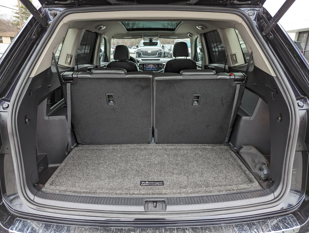 Volkswagen Atlas 3.6L V6 SE w/Technology 4MOTION 2023