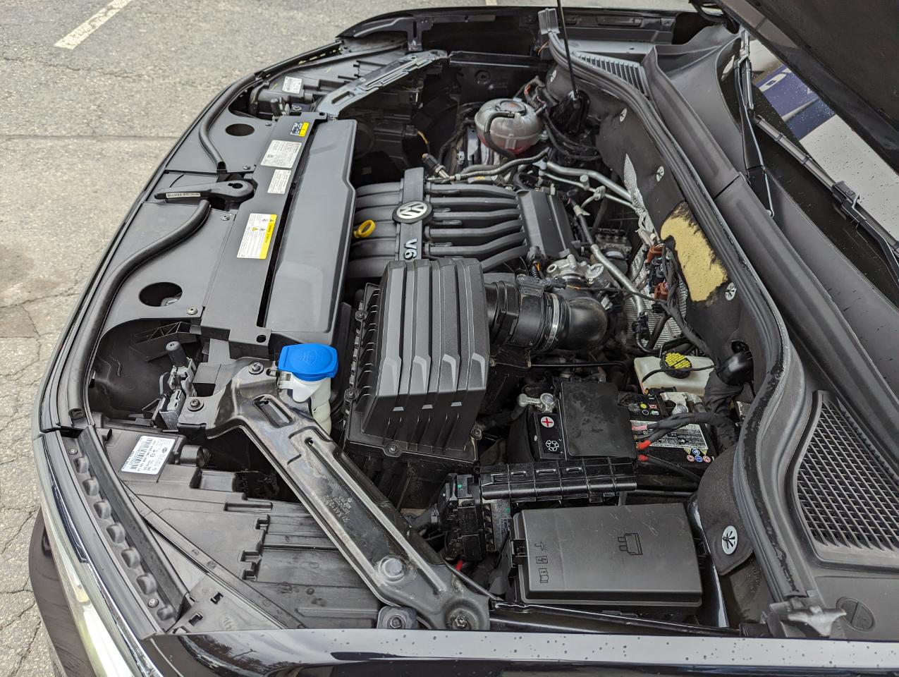 Volkswagen Atlas 3.6L V6 SE w/Technology 4MOTION 2023