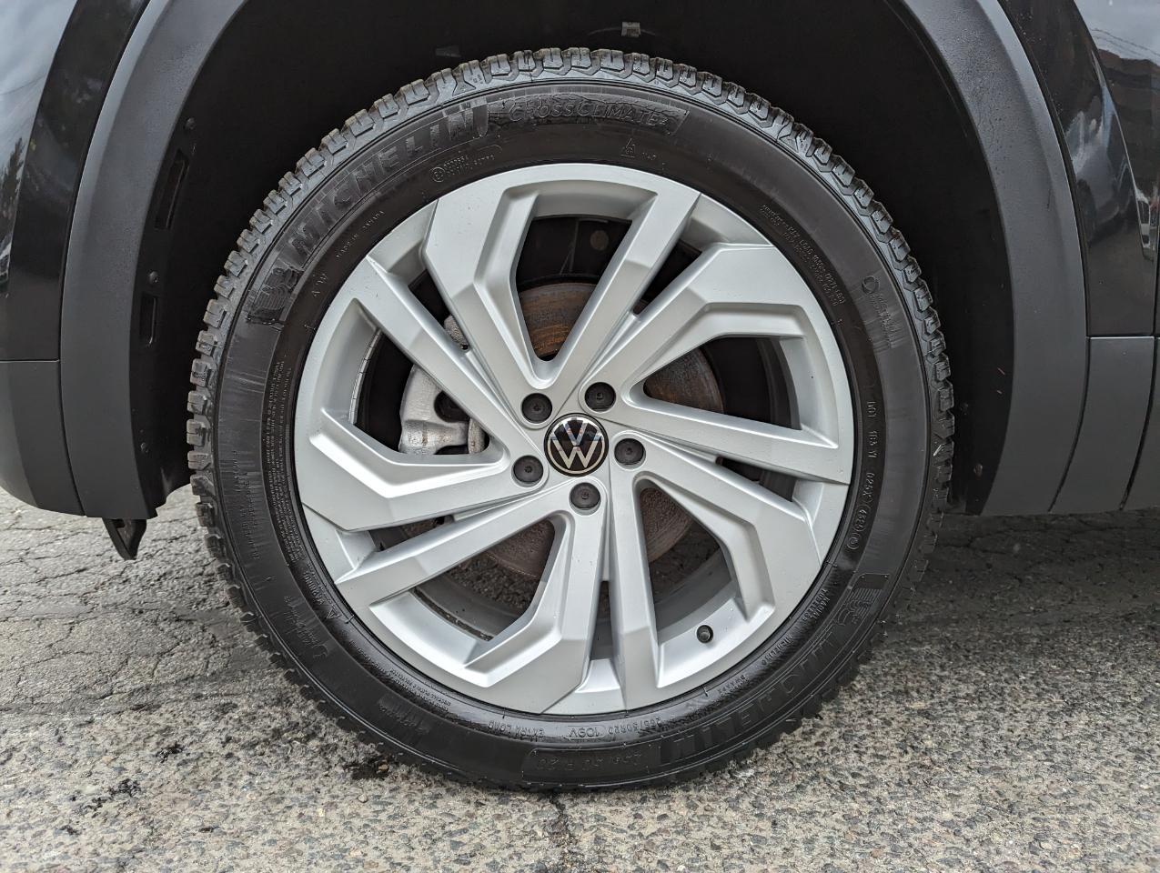 Volkswagen Atlas 3.6L V6 SE w/Technology 4MOTION 2023