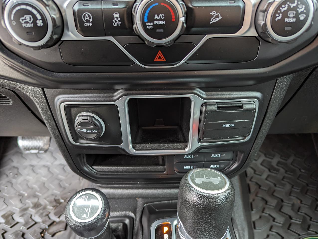 Jeep Wrangler Unlimited Willys Sport 4x4 2020